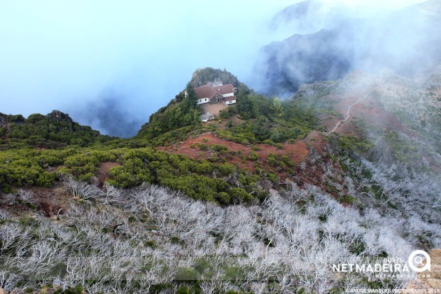 Casa de abrigo do pico ruivo