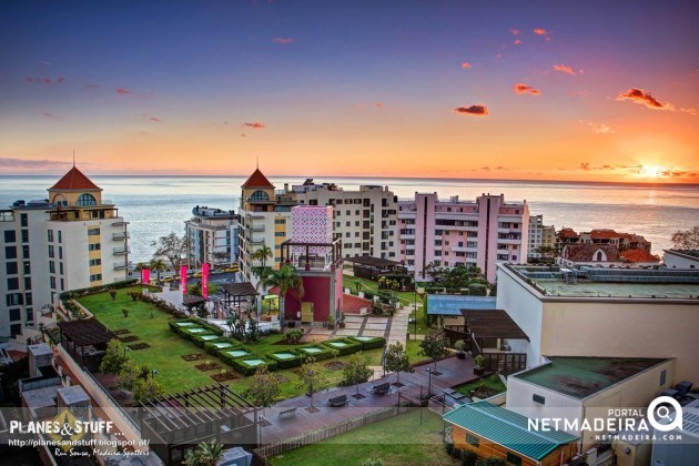 Por do Sol sobre os Jardins do Forum Madeira