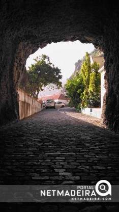 Túnel na Madalena do Mar