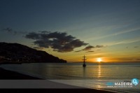 Nascer do Sol na baia do Funchal