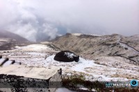 Neve volta a cobrir picos