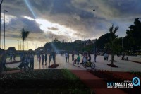 Praça do Povo Animada