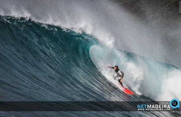 Surf no Jardim do Mar