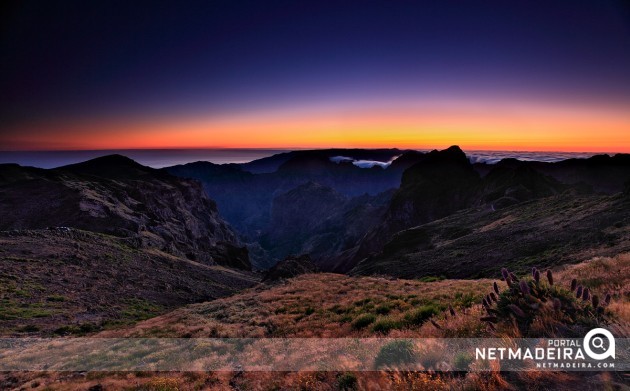 Pôr do Sol na montanha