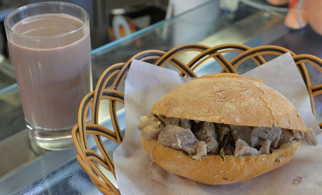 Carne de vinho e alhos substitui a sardinha no Santo António na Madeira