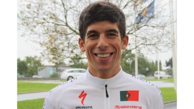 Ciclista português Nelson Oliveira à espreita da vitória na Volta a Espanha