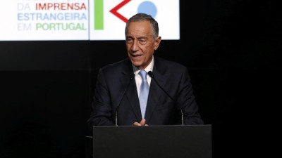 Marcelo Rebelo de Sousa sugere o nome de Mário Soares para novo aeroporto