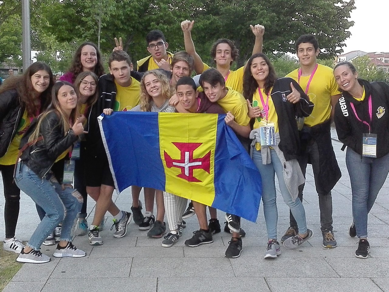 Nadadores da ESJM com bom desempenho nos Campeonatos Nacionais do Desporto Esciolar