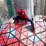 O Fantástico Homem-Aranha na passagem de ano em Nova Iorque