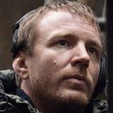 Guy Ritchie volta a insistir em Rei Artur